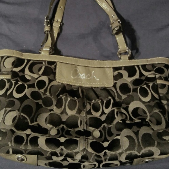 Coach Handbag - Picture 2 of 5